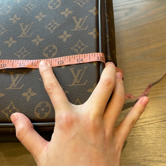 Preloved Louis Vuitton Suitcase and Keepall Bandouliere 50 - Picture 7 of 16